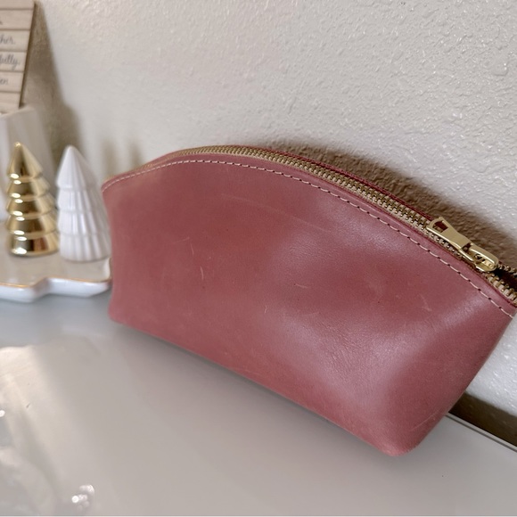 NWT 🦄 Portland Leather Eclipse Makeup Tote in Gorgeous Unicorn Blossom Color. - Picture 2 of 4